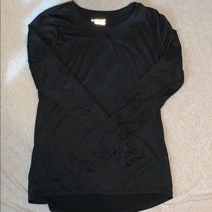 Athletic long sleeve shirt